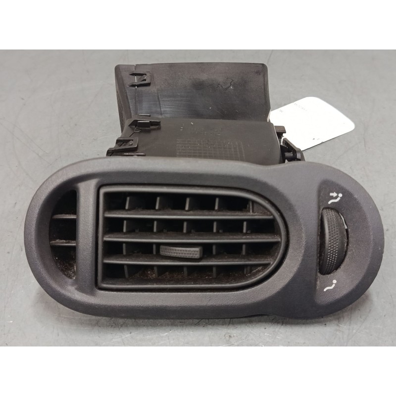 Recambio de aireador izquierdo para renault modus / grand modus (f/jp0_) 1.4 (jp01, jp0j) referencia OEM IAM 4622618  