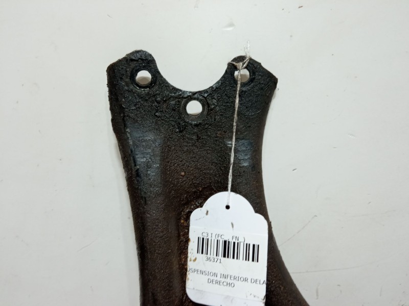 Recambio de brazo suspension inferior delantero derecho para citroën c3 i (fc_, fn_) 1.1 i referencia OEM IAM   