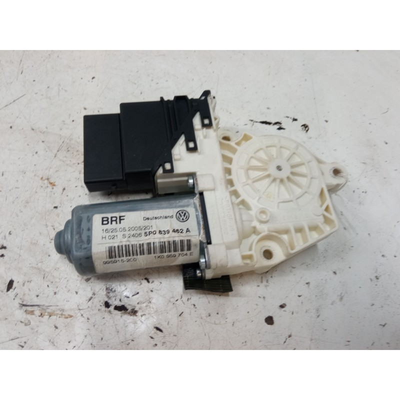 Recambio de motor elevaluna trasero derecho para seat toledo iii (5p2) 2.0 tdi 16v referencia OEM IAM 1K0959704E  