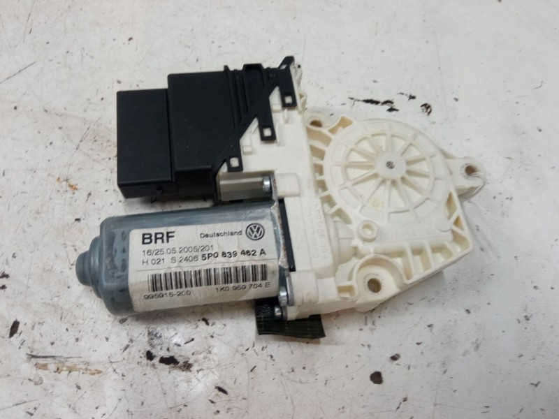 Recambio de motor elevaluna trasero derecho para seat toledo iii (5p2) 2.0 tdi 16v referencia OEM IAM 1K0959704E  