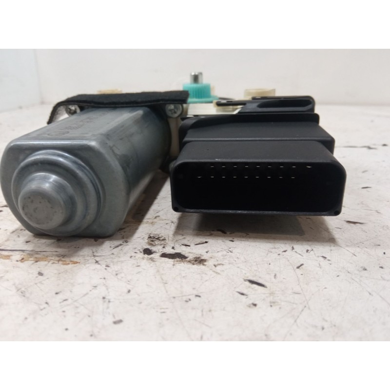 Recambio de motor elevaluna trasero derecho para seat toledo iii (5p2) 2.0 tdi 16v referencia OEM IAM 1K0959704E  