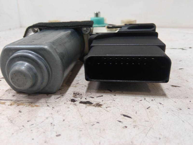 Recambio de motor elevaluna trasero derecho para seat toledo iii (5p2) 2.0 tdi 16v referencia OEM IAM 1K0959704E  