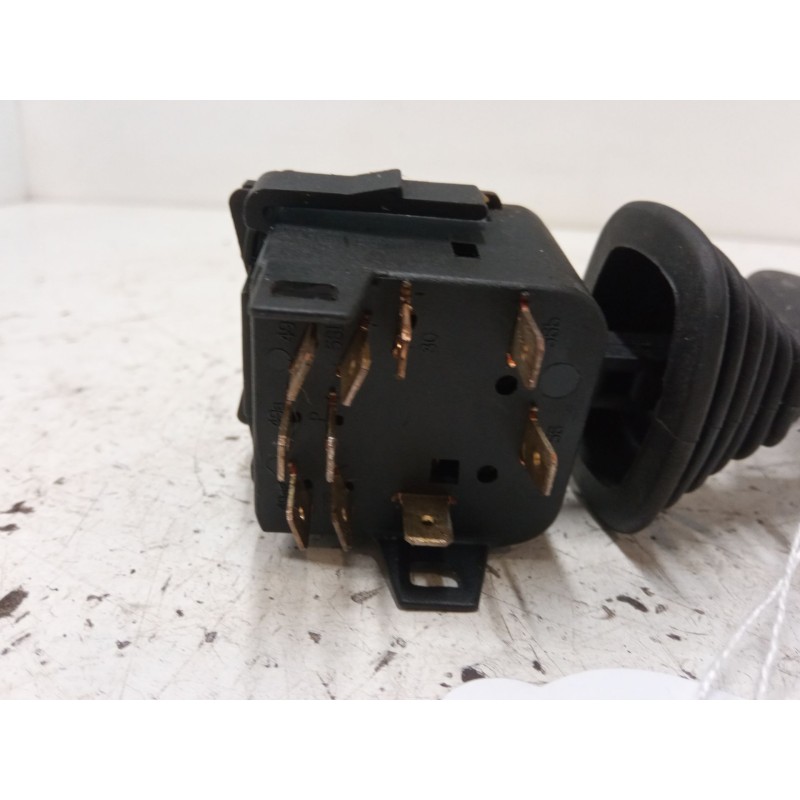 Recambio de mando de intermitencia para opel corsa a hatchback (s83) 1.3 s (f08, m08, f68, m68) referencia OEM IAM   
