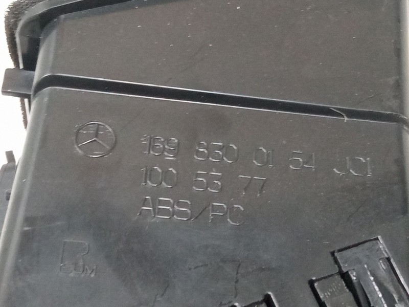 Recambio de aireador izquierdo para mercedes-benz clase a (w169) a 180 cdi (169.007, 169.307) referencia OEM IAM   