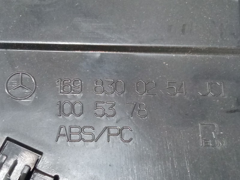 Recambio de aireador derecho para mercedes-benz clase a (w169) a 180 cdi (169.007, 169.307) referencia OEM IAM   