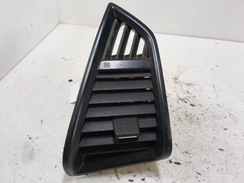 Recambio de aireador izquierdo para ford ecosport 1.0 ecoboost referencia OEM IAM   