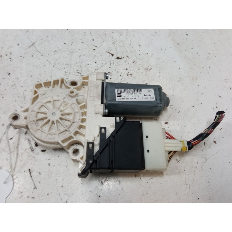 Recambio de motor elevaluna trasero derecho para seat altea xl (5p5, 5p8) 2.0 tdi 16v referencia OEM IAM 1K0959704AE  