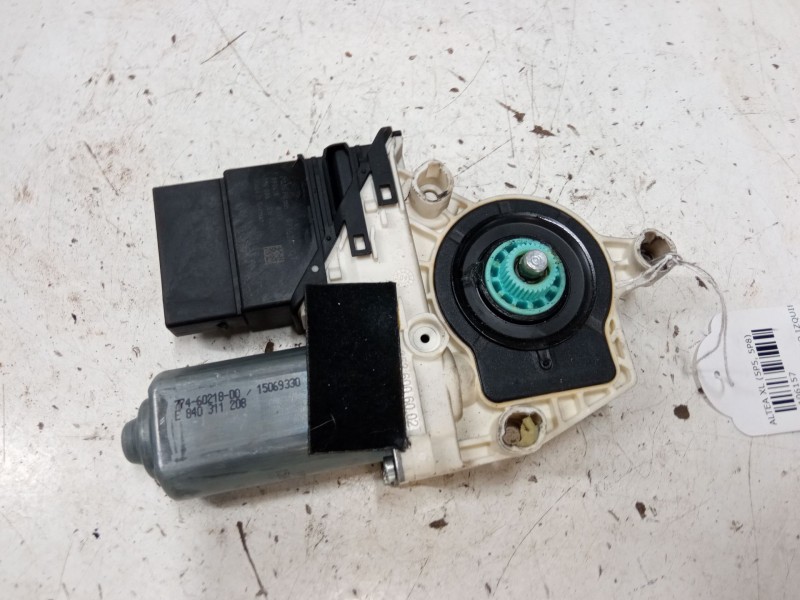 Recambio de motor elevaluna trasero izquierdo para seat altea xl (5p5, 5p8) 2.0 tdi 16v referencia OEM IAM 1K0959703AE  