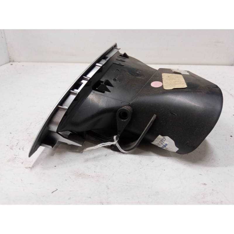 Recambio de aireador izquierdo para renault megane iii hatchback (bz0/1_, b3_) 1.6 16v (bz1b, bz1h) referencia OEM IAM   