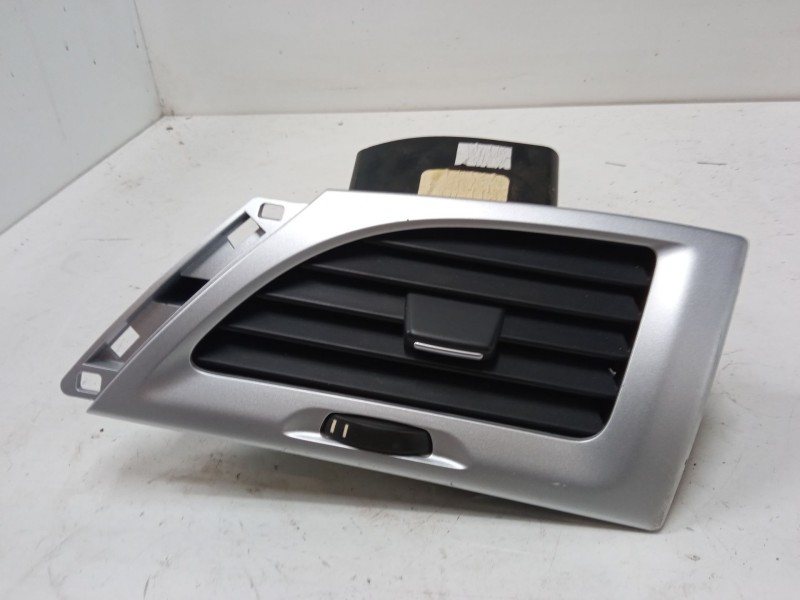 Recambio de aireador derecho para renault megane iii hatchback (bz0/1_, b3_) 1.6 16v (bz1b, bz1h) referencia OEM IAM   