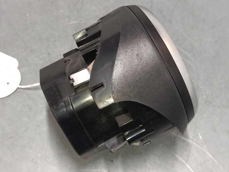 Recambio de aireador izquierdo para mercedes-benz clase a (w176) a 220 d (176.003) referencia OEM IAM A1768300754  
