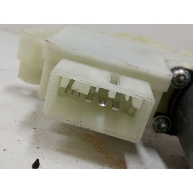 Recambio de motor elevaluna trasero izquierdo para skoda rapid spaceback (nh1) 1.0 tsi referencia OEM IAM 5JA959811L  