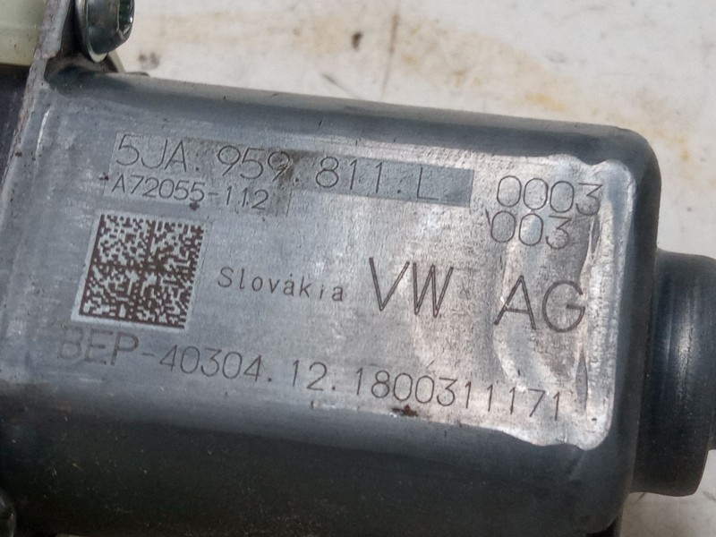 Recambio de motor elevaluna trasero izquierdo para skoda rapid spaceback (nh1) 1.0 tsi referencia OEM IAM 5JA959811L  