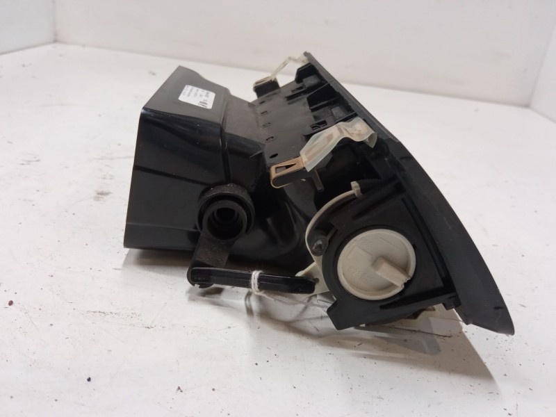 Recambio de aireador izquierdo para skoda rapid spaceback (nh1) 1.0 tsi referencia OEM IAM   