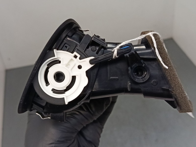Recambio de aireador izquierdo para volkswagen polo v (6r1, 6c1) 1.2 tdi referencia OEM IAM 6RF819703B  
