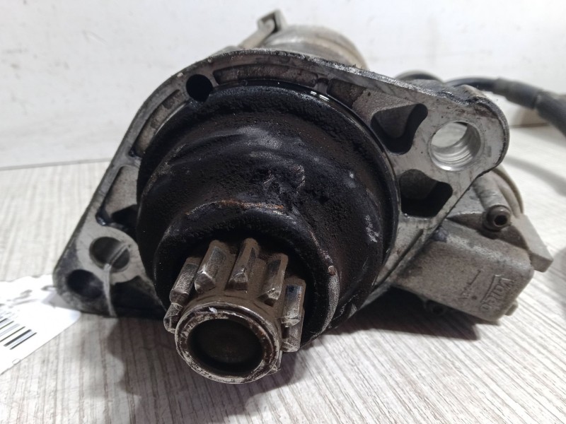 Recambio de motor arranque para seat leon (1p1) 1.9 tdi referencia OEM IAM 0  