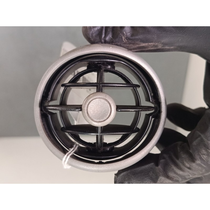 Recambio de aireador lateral izquierdo para smart forfour (454) 1.5 cdi (454.001) referencia OEM IAM   