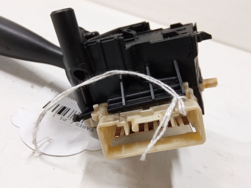 Recambio de mando de intermitencia para toyota yaris (_p1_) 1.3 (ncp10_, scp12_) referencia OEM IAM 1736482  