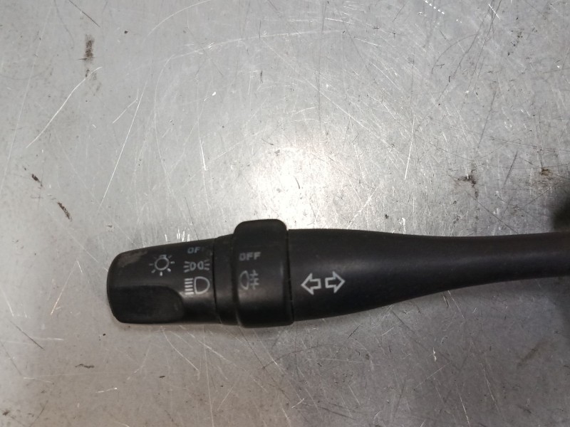 Recambio de mando de intermitencia para nissan vanette cargo autobús (hc 23) 2.3 d referencia OEM IAM 368288 V  