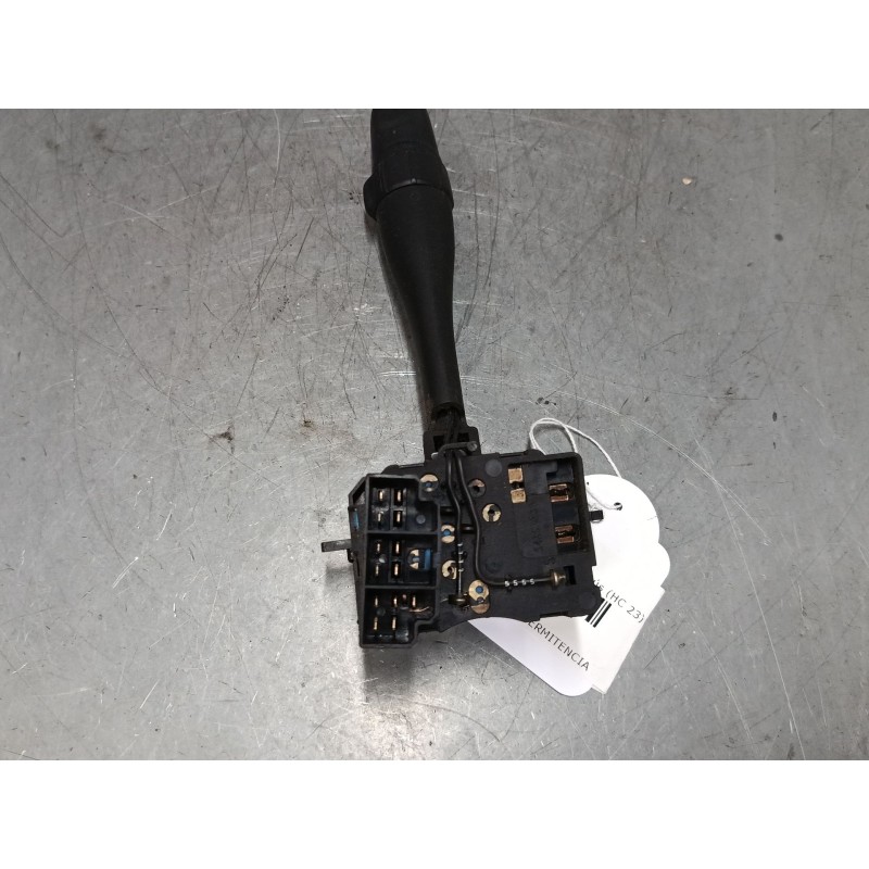 Recambio de mando de intermitencia para nissan vanette cargo autobús (hc 23) 2.3 d referencia OEM IAM 368288 V  