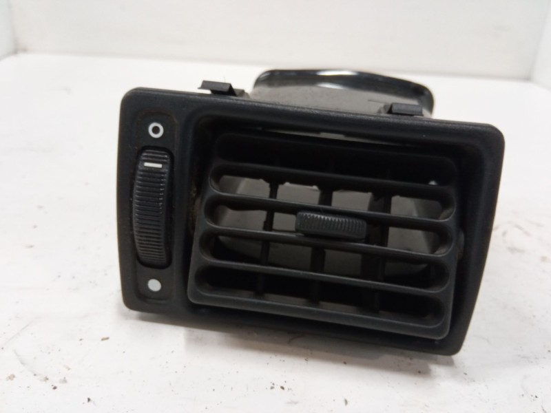 Recambio de aireador izquierdo para ford fiesta iii (gfj) 1.1 referencia OEM IAM   