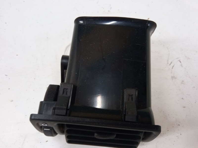 Recambio de aireador izquierdo para ford fiesta iii (gfj) 1.1 referencia OEM IAM   