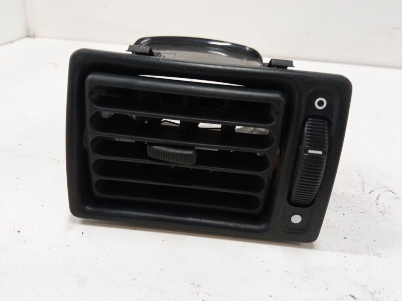 Recambio de aireador derecho para ford fiesta iii (gfj) 1.1 referencia OEM IAM   