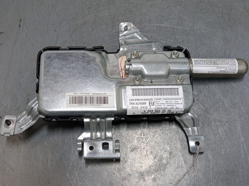 Recambio de airbag de puerta delantero izquierdo para mercedes-benz clase c (w203) c 200 kompressor (203.042) referencia OEM IAM