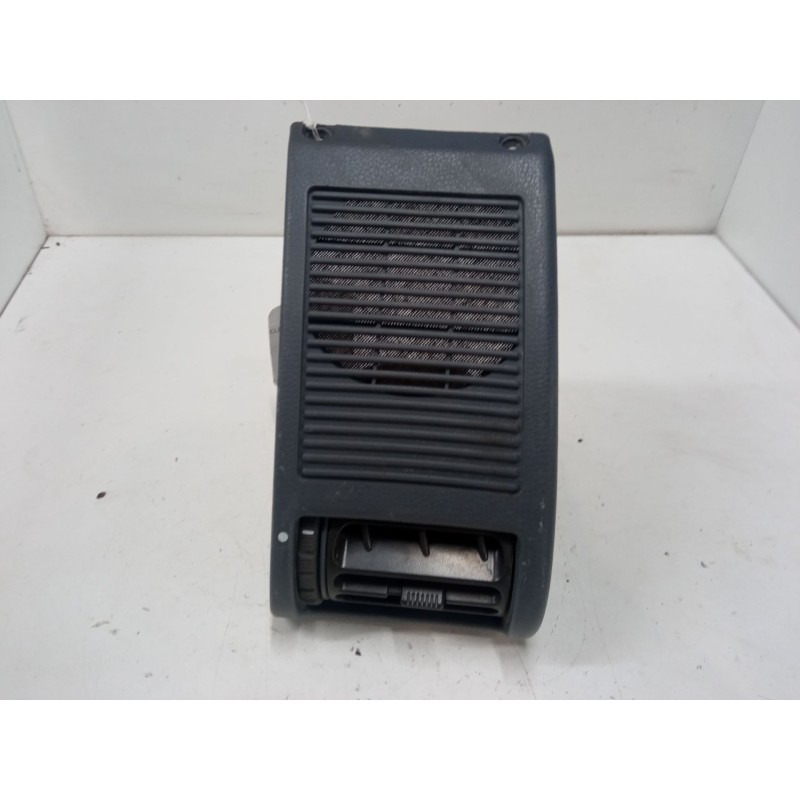 Recambio de aireador izquierdo para renault clio i (b/c57_, 5/357_) 1.2 (5/357y, 5/357k) referencia OEM IAM   