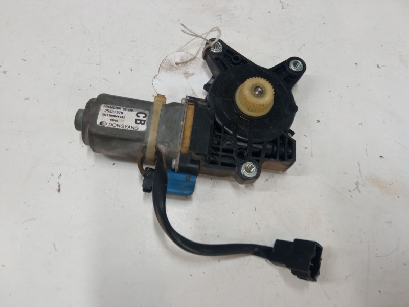 Recambio de motor elevaluna trasero derecho para chevrolet captiva (c100, c140) 2.4 referencia OEM IAM 25937970  