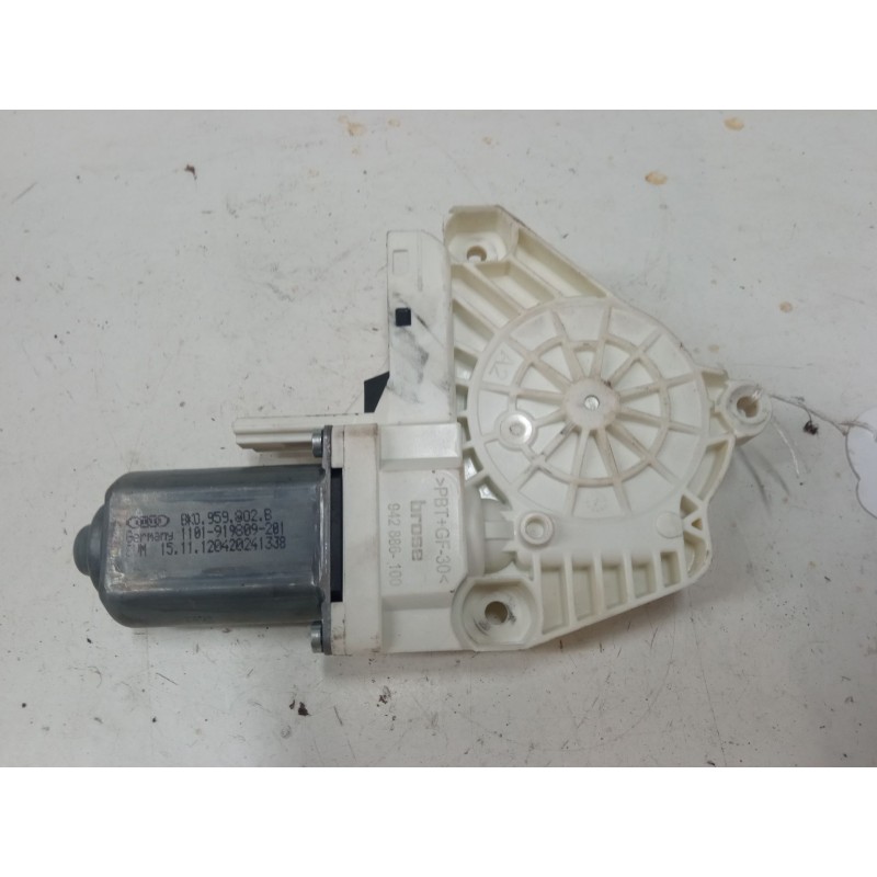 Recambio de motor elevaluna trasero izquierdo para volkswagen sharan (7m8, 7m9, 7m6) 2.0 tdi referencia OEM IAM 8K0959802B  
