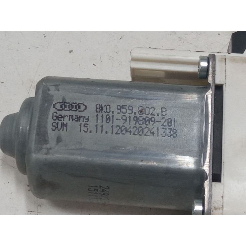 Recambio de motor elevaluna trasero izquierdo para volkswagen sharan (7m8, 7m9, 7m6) 2.0 tdi referencia OEM IAM 8K0959802B  
