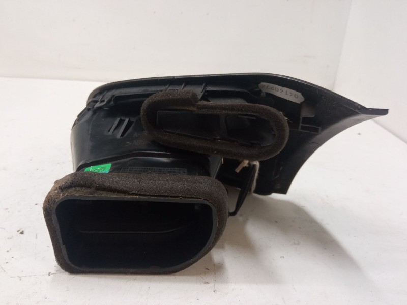 Recambio de aireador derecho para citroën c3 ii (sc_) 1.2 vti 82 referencia OEM IAM   