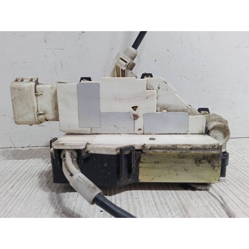 Recambio de cerradura puerta trasera izquierda para peugeot 407 (6d_) 2.0 hdi 135 (6drhrh, 6drhre, 6drhrg, 6drhrj) referencia OE