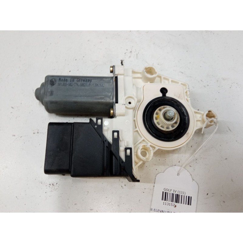 Recambio de motor elevaluna trasero derecho para volkswagen golf iv (1j1) 1.4 16v referencia OEM IAM 1C0959812A  