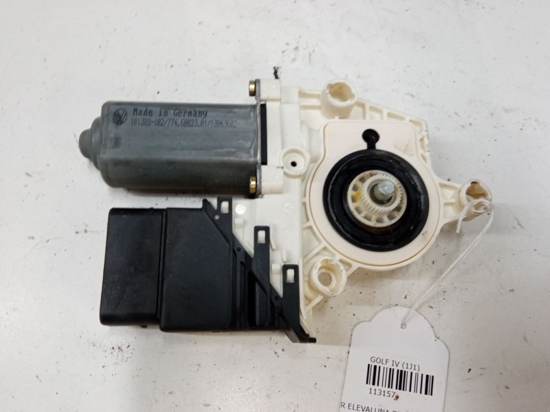 Recambio de motor elevaluna trasero derecho para volkswagen golf iv (1j1) 1.4 16v referencia OEM IAM 1C0959812A  