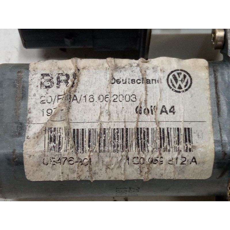 Recambio de motor elevaluna trasero derecho para volkswagen golf iv (1j1) 1.4 16v referencia OEM IAM 1C0959812A  