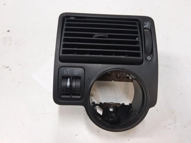Recambio de aireador izquierdo para volkswagen golf iv (1j1) 1.4 16v referencia OEM IAM   
