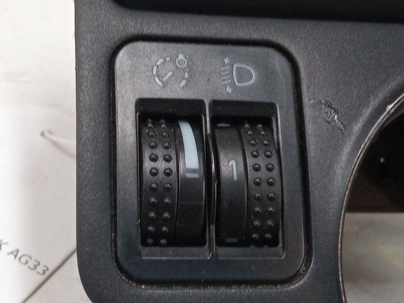 Recambio de aireador izquierdo para volkswagen golf iv (1j1) 1.4 16v referencia OEM IAM   