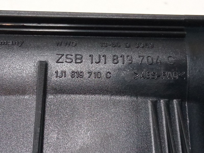 Recambio de aireador derecho para volkswagen golf iv (1j1) 1.4 16v referencia OEM IAM   