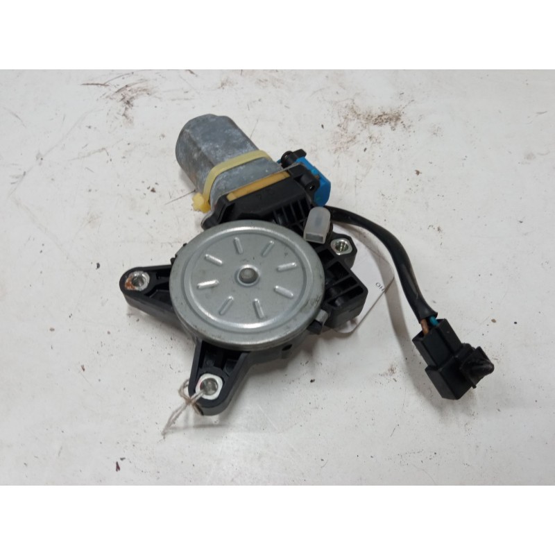 Recambio de motor elevaluna trasero derecho para chevrolet captiva (c100, c140) 2.0 d 4wd referencia OEM IAM 25937970  