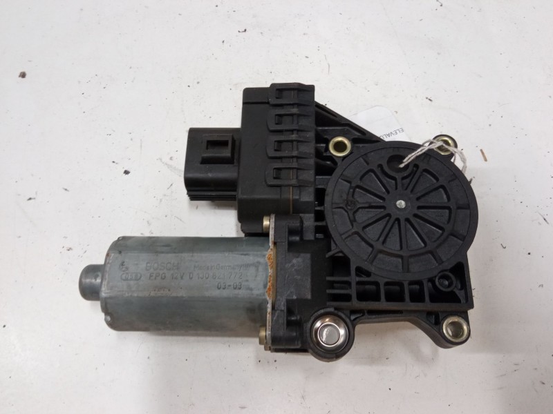 Recambio de motor elevaluna trasero derecho para ford mondeo iii sedán (b4y) 2.0 16v tddi / tdci referencia OEM IAM   
