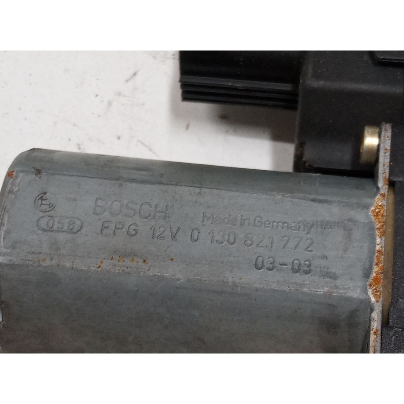 Recambio de motor elevaluna trasero derecho para ford mondeo iii sedán (b4y) 2.0 16v tddi / tdci referencia OEM IAM   