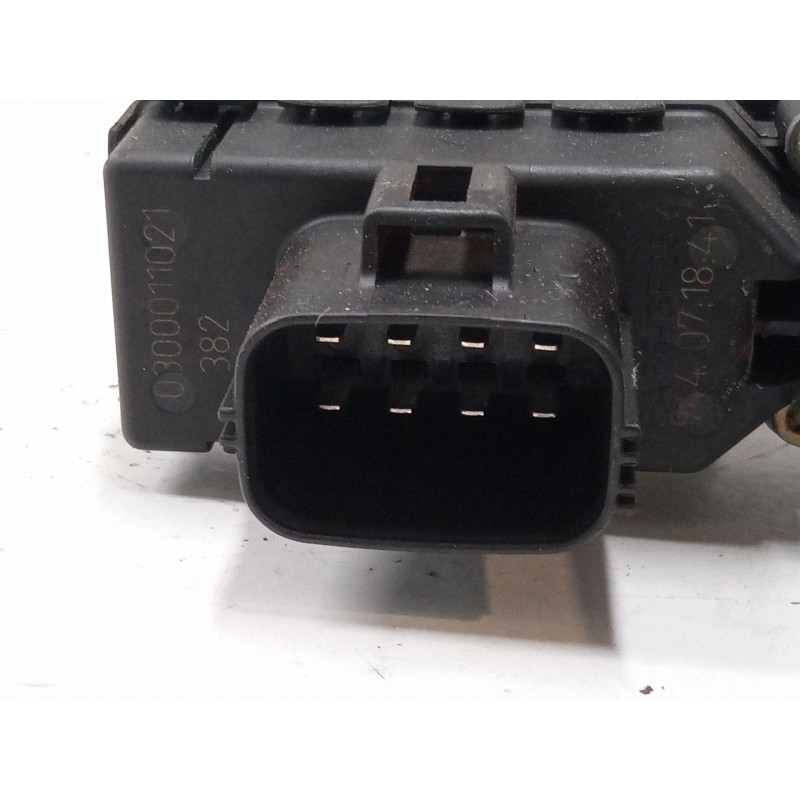 Recambio de motor elevaluna trasero derecho para ford mondeo iii sedán (b4y) 2.0 16v tddi / tdci referencia OEM IAM   