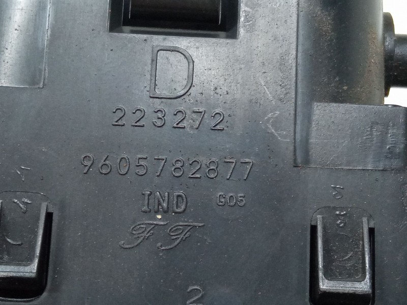 Recambio de aireador derecho para peugeot 106 ii (1a_, 1c_) 1.4 i referencia OEM IAM   