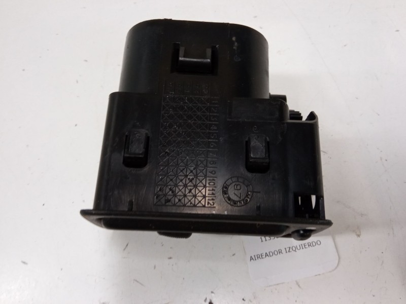 Recambio de aireador izquierdo para peugeot 106 ii (1a_, 1c_) 1.4 i referencia OEM IAM   