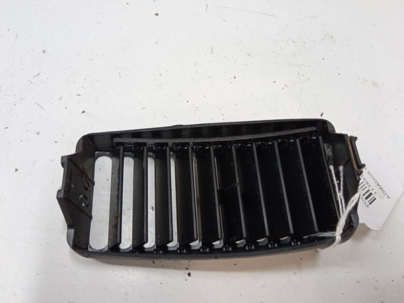 Recambio de aireador derecho para volkswagen polo iii (6n1) 60 1.4 referencia OEM IAM   
