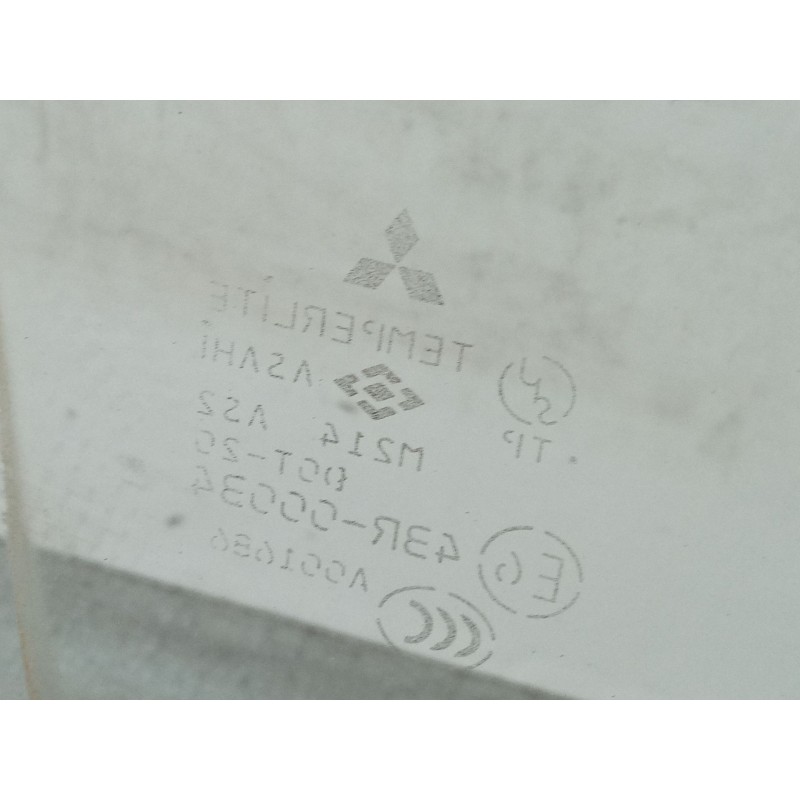 Recambio de luna delantera derecha para mitsubishi montero sport i (k7_, k9_) 2.5 td (k94w, k74t) referencia OEM IAM   