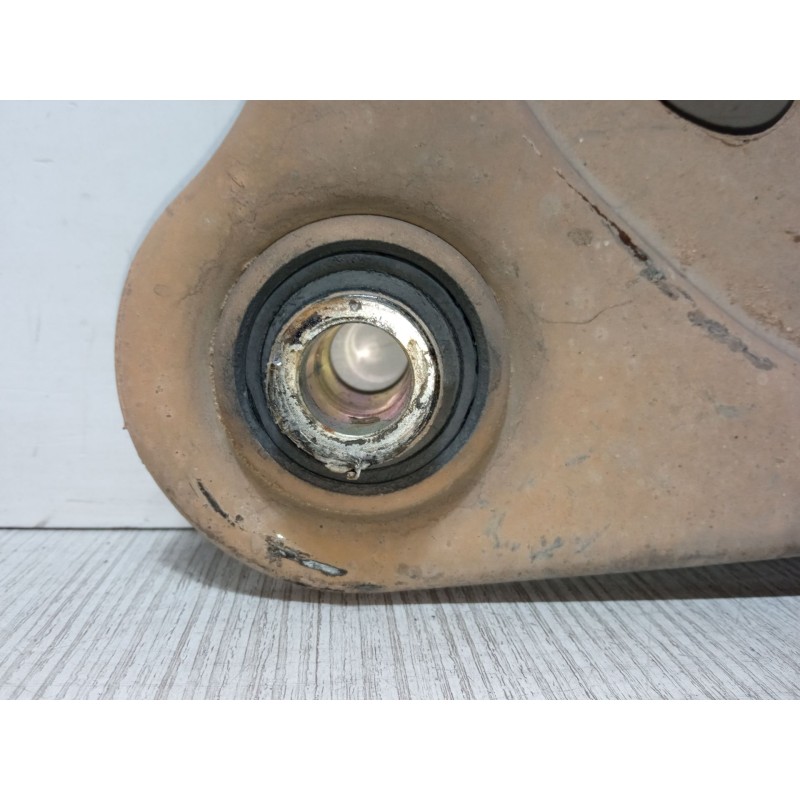 Recambio de brazo suspension inferior delantero izquierdo para citroën c3 i (fc_, fn_) 1.1 i referencia OEM IAM   