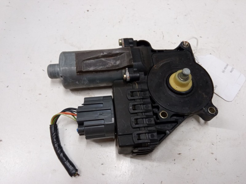 Recambio de motor elevaluna trasero derecho para ford mondeo iii (b5y) 2.0 16v referencia OEM IAM 0130821772  